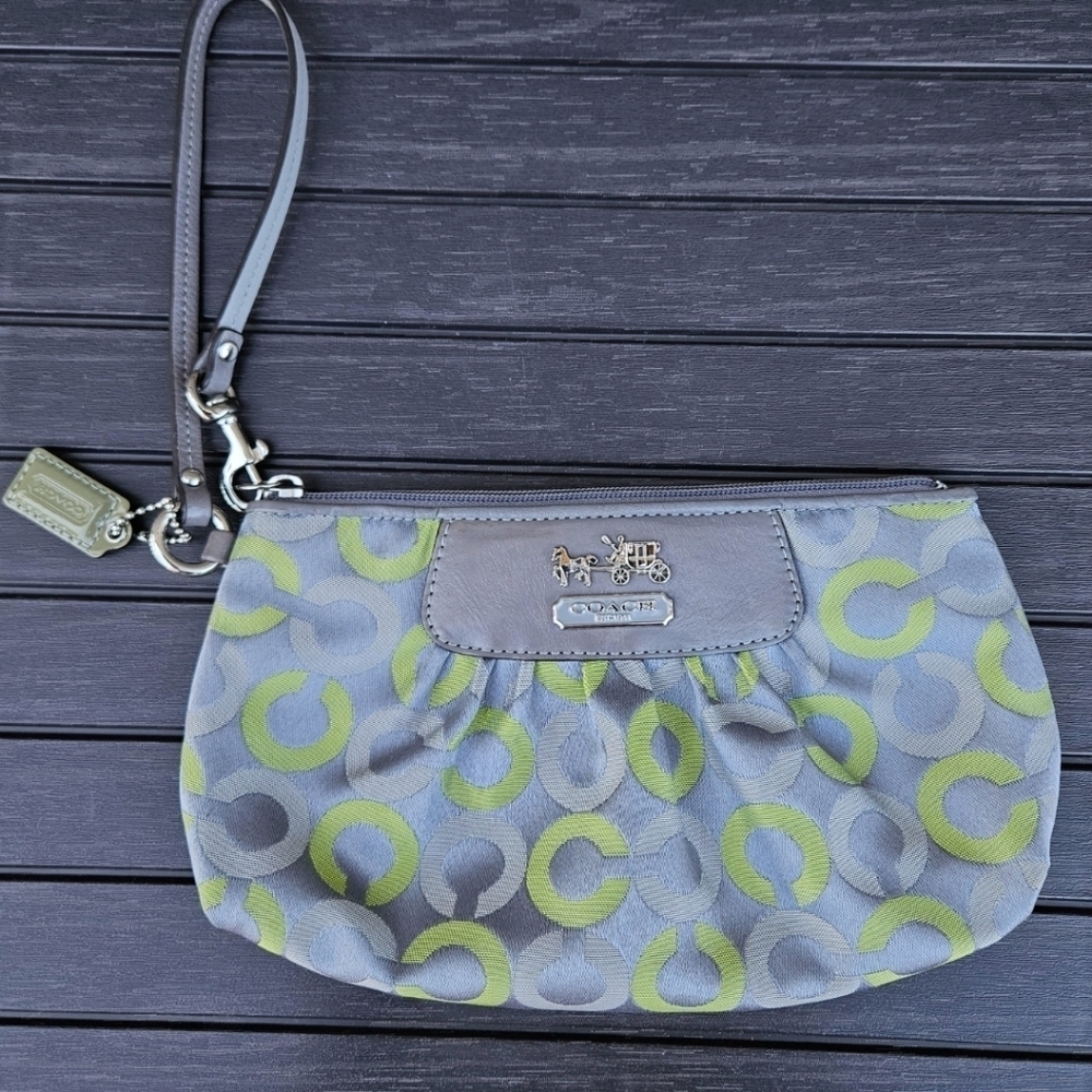 COACH MADISON GRAPHITE GREEN Signature C Large Wristlet Bag Purse Vintage 42904